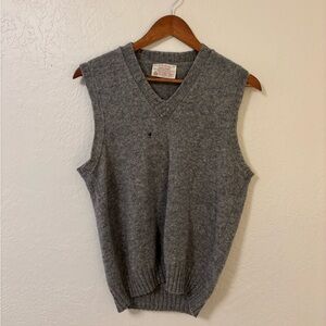 Elegant Gray V-Neck Sweater Vest for Women